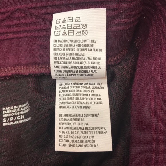 AMERICAN EAGLE OUTFITTERS Burgundy Patterned Leggings Sz. S - Picture 7 of 9